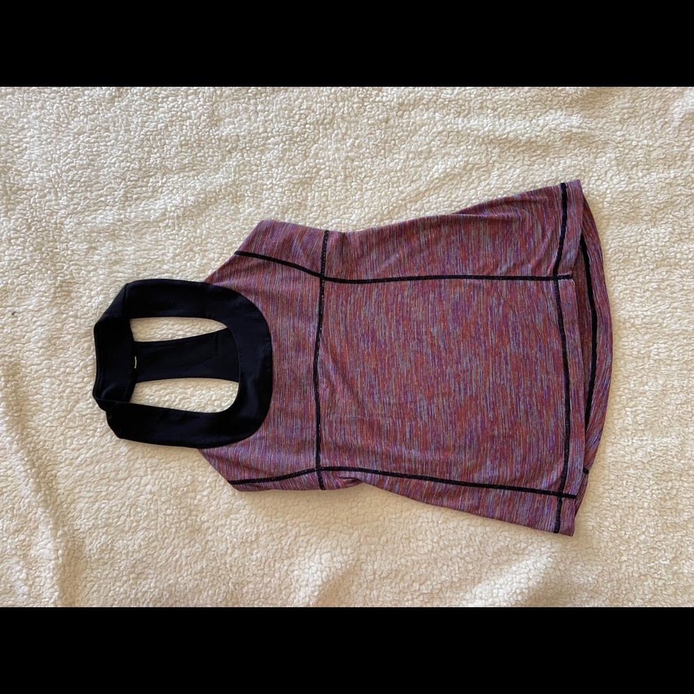 Lululemon tank top.